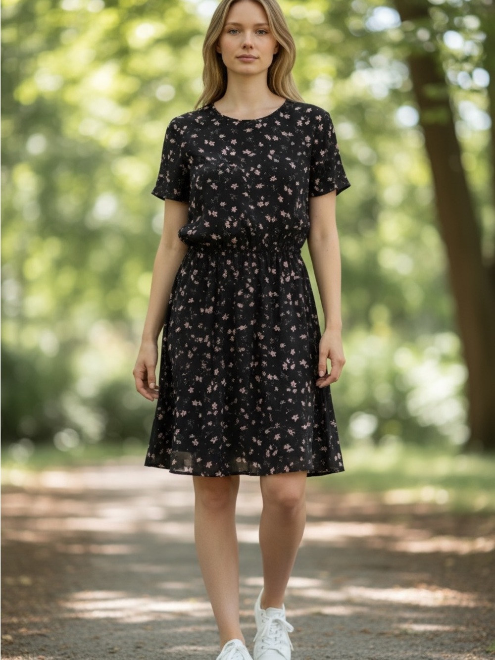 Banana Republic Black Floral Short Sleeve Elastic-Waist Dress